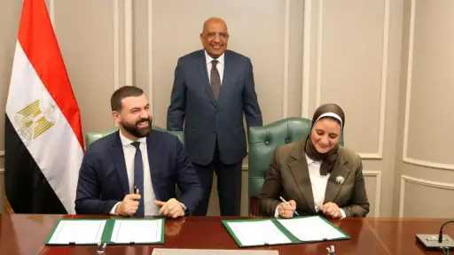 بحضور وزير الكهرباء.. «هيكا داتا» تتعاقد مع «نقل الكهرباء» لتأمين احتياجات مشروع مركز بيانات