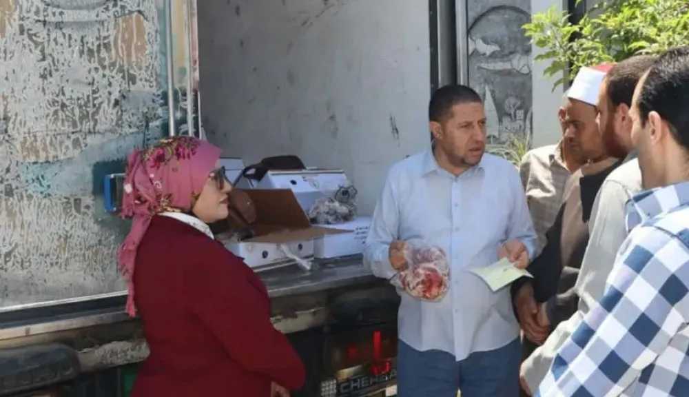 الأوقاف: توزيع 13 طنًّا من لحوم صكوك الأضاحي في 4 محافظات