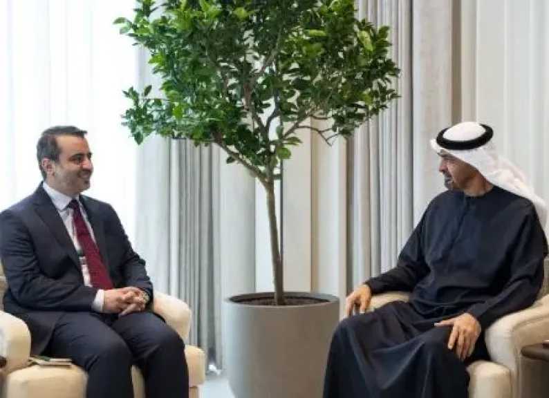رئيس الإمارات يبحث مع وزير خارجية سوريا تطورات المنطقة