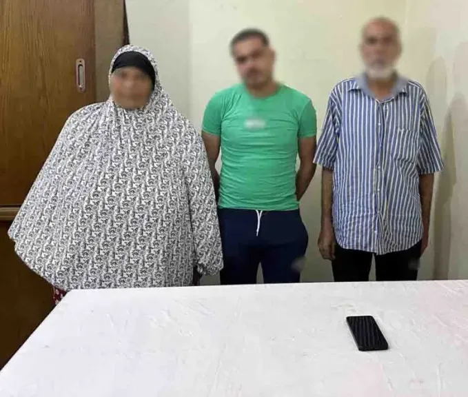 المتهمين 