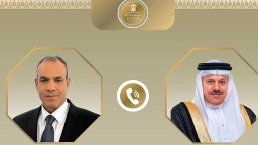 وزير الخارجية يبحث هاتفيا مع نظيره البحريني التطورات الإقليمية