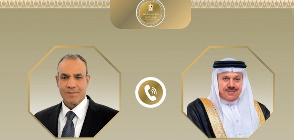وزير الخارجية يبحث هاتفيا مع نظيره البحريني التطورات الإقليمية