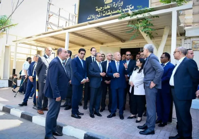 جانب من جولة وزير الخارجية