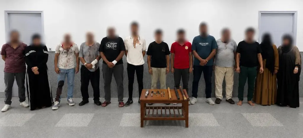المتهمين
