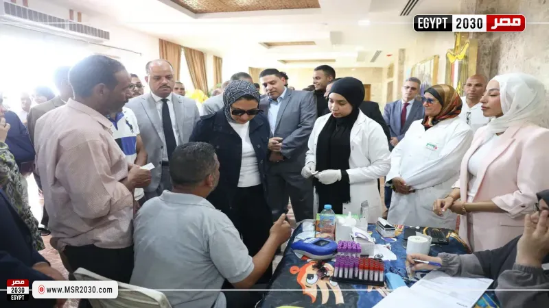 محافظ الوادي الجديد تدشن إنطلاق حملة التبرع بالدم