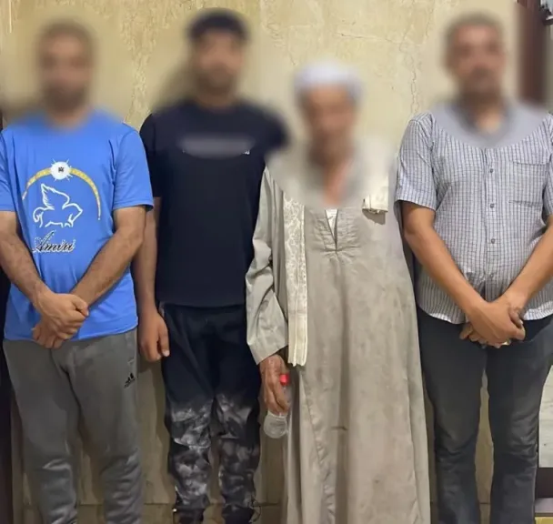 المتهمين 
