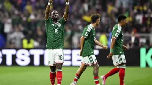 بظهور محمود عاشور.. منتخب المكسيك يقسو على الإكوادور بثنائية في كاس العالم (فيديو)