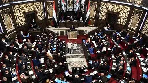 تعيين 14 امرأة من بينهن الفنانة روزينا اللاذقاني... تعيين 14 امرأة من بينهن الفنانة روزينا اللاذقاني في مجلس الشعب السوري