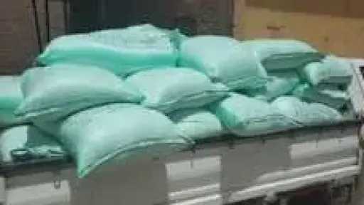 الداخلية تضبط أكثر من11 طن دقيق مدعم قبل... الداخلية تضبط أكثر من11 طن دقيق مدعم قبل تهريبه خلال24 ساعة