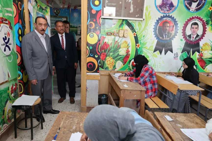 محافظ سوهاج يتفقد لجان الثانوية العامة بدار السلام.. ويؤكد: توفير أجواء هادئة وآمنة للطلاب