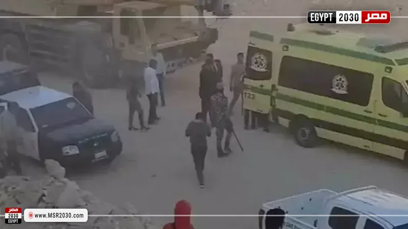 قوات الشرطة فى مسرح الجريمة 