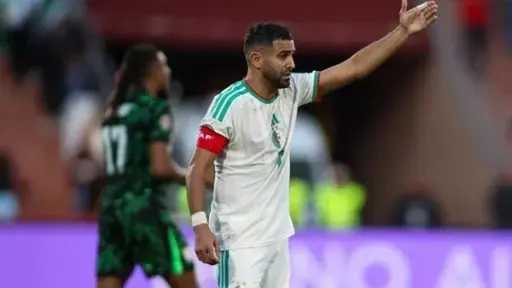 رياض محرز يعلن اعتزاله الدولي بعد كأس العالم رياض محرز يعلن اعتزاله الدولي بعد كأس العالم