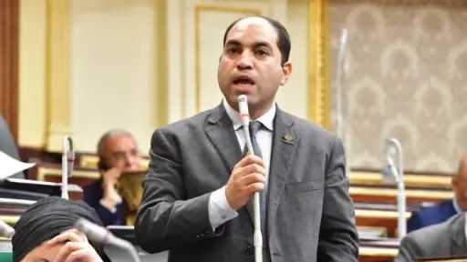 عمرو درويش: قرارات زيادة الأجور تعكس انحيازا كاملا ومستمرًا من الرئيس للمواطن