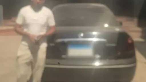 سائق يطمس اللوحة المعدنية لسيارته هربًا من المخالفات... سائق يطمس اللوحة المعدنية لسيارته هربًا من المخالفات المرورية.. والداخلية تضبطه بالمنوفية