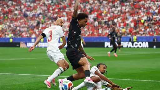المغرب يضرب كندا بثلاثية ويتأهل إلى ربع نهائي... المغرب يضرب كندا بثلاثية ويتأهل إلى ربع نهائي كأس العالم 2026