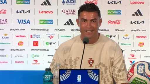 رونالدو قبل مواجهة إسبانيا: 23 عامًا لم تكفِ... رونالدو قبل مواجهة إسبانيا: 23 عامًا لم تكفِ لإقناع المنتقدين.. وسأغادر بضمير مرتاح مهما كانت النتيجة