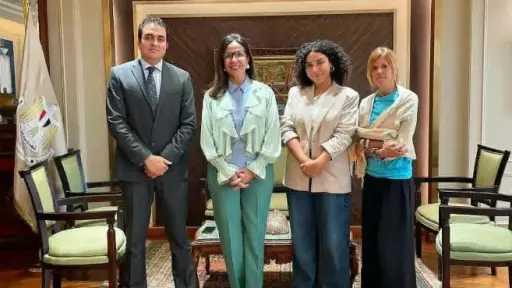 وزيرة الثقافة تبحث مع وفد يونيك مصر مقترح... وزيرة الثقافة تبحث مع وفد يونيك مصر مقترح إطلاق برنامج تجريبي لبناء القدرات بالمحافظات