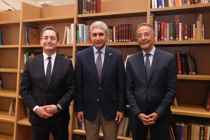 وزير السياحة والآثار