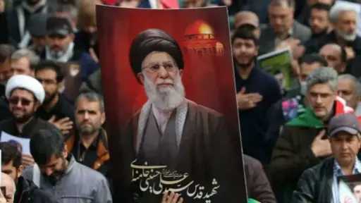 تعطيل الدوام في العراق بمناسبة مراسم تشييع الخامنئي في النجف وكربلاء