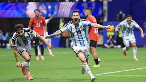 إنجاز تاريخي.. مصر تودع كأس العالم بعد خسارة... إنجاز تاريخي.. مصر تودع كأس العالم بعد خسارة مثيرة أمام الأرجنتين