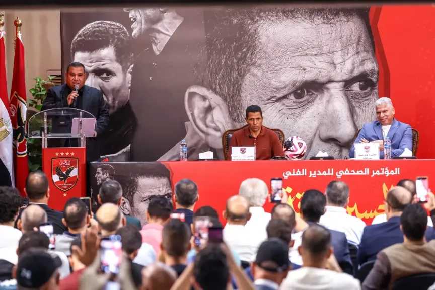 شبانة: عموتة يرفض رحيل إمام عاشور ومروان عطية.. ويطالب الأهلي بتعديل عقديهما