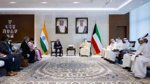وزير خارجية الكويت ونظيره الهندي يبحثان آخر التطورات... وزير خارجية الكويت ونظيره الهندي يبحثان آخر التطورات على الساحتين الإقليمية والدولية
