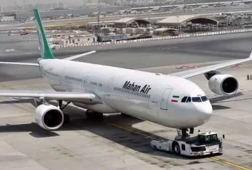 الجامعة العربية تستنكر قيام طائرة إيرانية بالهبوط في مطار صنعاء الدولي