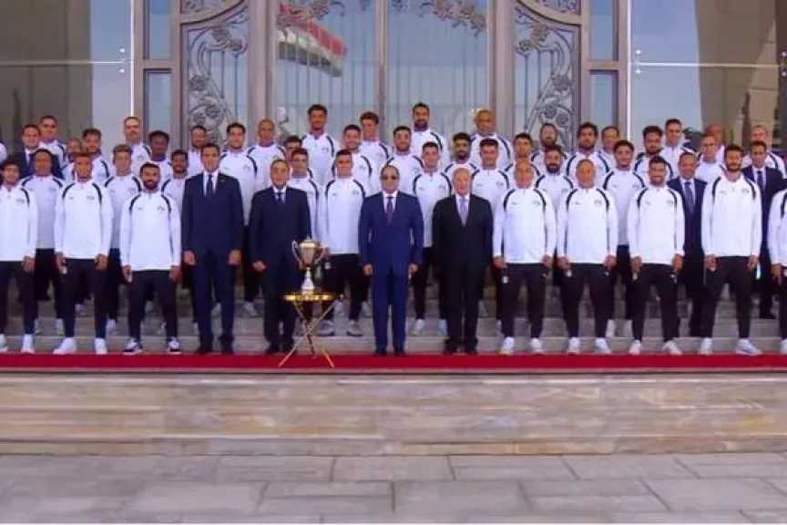 الاتحاد المصري لكرة القدم يتوجه بالشكر والتقدير إلى فخامة الرئيس عبد الفتاح السيسي