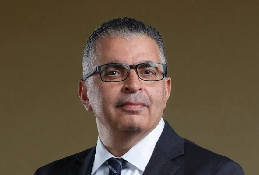 عمرو أبو العينين