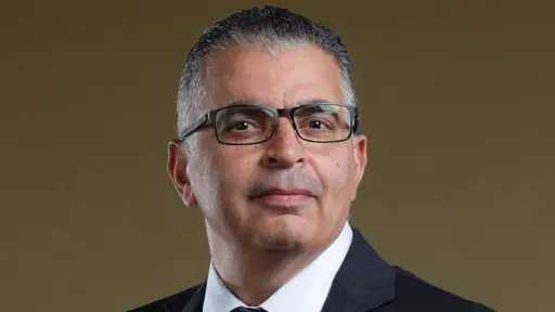 عمرو أبو العينين ضمن قائمة فوربس الشرق الأوسط... عمرو أبو العينين ضمن قائمة فوربس الشرق الأوسط لأقوى 50 مديرًا للأصول لعام 2026
