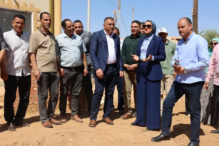 جاب من جولة محافظ الوادي الجديد