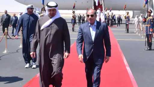 محلل سياسي: زيارة الرئيس الإماراتي للقاهرة تعكس أهمية... محلل سياسي: زيارة الرئيس الإماراتي للقاهرة تعكس أهمية التنسيق العربي في مواجهة التصعيد الإقليمي