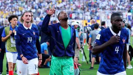 علاء نبيل: فرنسا الأقرب لحصد كأس العالم وأمم... علاء نبيل: فرنسا الأقرب لحصد كأس العالم وأمم أفريقيا المقبلة ستكون الأقوى.. وجوهر نبيل يعمل في صمت