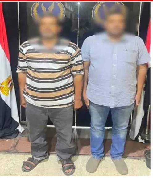 المتهمين 
