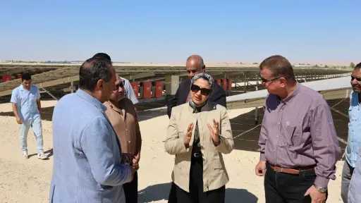 محافظ الوادي الجديد تتفقد محطة الطاقة الشمسية بالفرافرة محافظ الوادي الجديد تتفقد محطة الطاقة الشمسية بالفرافرة
