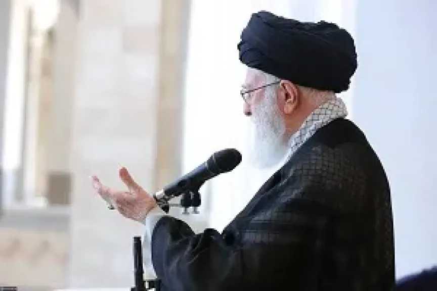 نواب إيرانيون يدعون إلى الانتقام لاغتيال المرشد الأعلى علي خامنئي