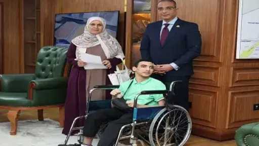 محافظ الجيزة يلتقي عددًا من المواطنين من ذوي... محافظ الجيزة يلتقي عددًا من المواطنين من ذوي الهمم ويوجه بتوفير فرص عمل مناسبة لهم