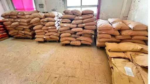 ضبط مصنع ”بدون ترخيص” بالمنوفية لإنتاج مخصبات ومبيدات زراعية مغشوشة بـ 144 ألف لتر