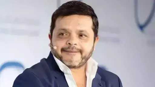 محمد هنيدي يمازح ميسي بعد تأهل الأرجنتين لنهائي... محمد هنيدي يمازح ميسي بعد تأهل الأرجنتين لنهائي كأس العالم 2026: «مافيش حل غير نشجعك»