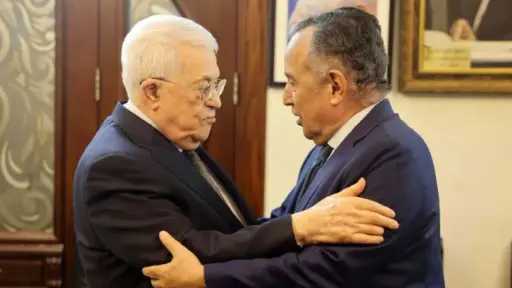 نبيل فهمي يؤكد لأبو مازن: دعم فلسطين أولوية... نبيل فهمي يؤكد لأبو مازن: دعم فلسطين أولوية للجامعة العربية