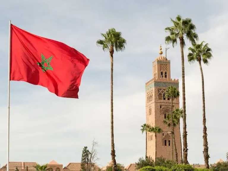 المغرب وفرنسا يوقعان 12 اتفاقية لتعزيز التعاون في قطاعات متعددة