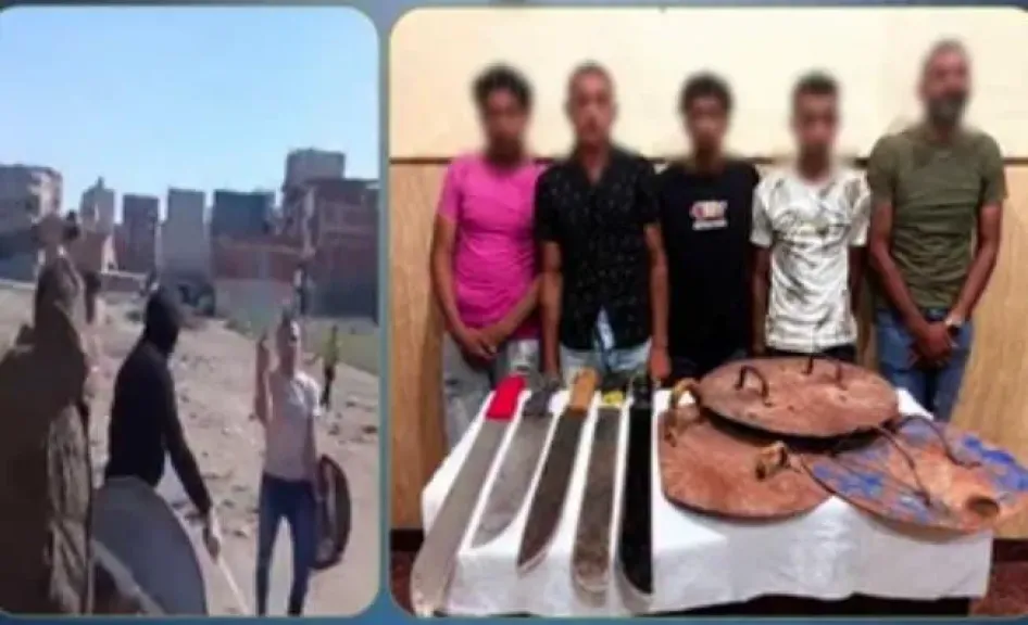 المتهمين 