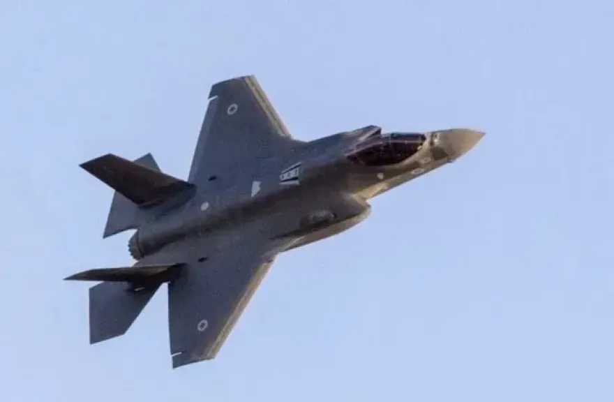 موقع «واللا» العبري: 14 طائرة أمريكية إضافية للتزود بالوقود وصلت إسرائيل