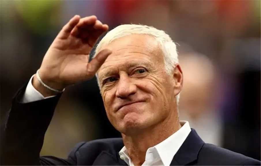 ديشامب يكشف أسباب رحيله عن فرنسا: لم يكن من أجلي.. وسألتزم الصمت بدءًا من اليوم