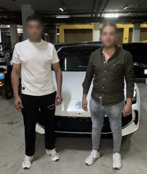 المتهمين 