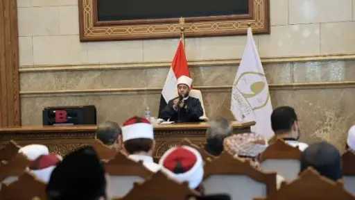 وزير الأوقاف يكرم خريجي منحة الأعلى للشئون الإسلامية..... وزير الأوقاف يكرم خريجي منحة الأعلى للشئون الإسلامية.. ويؤكد: أنتم سفراء الأزهر في بلادكم