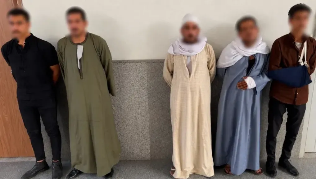 المتهمين 