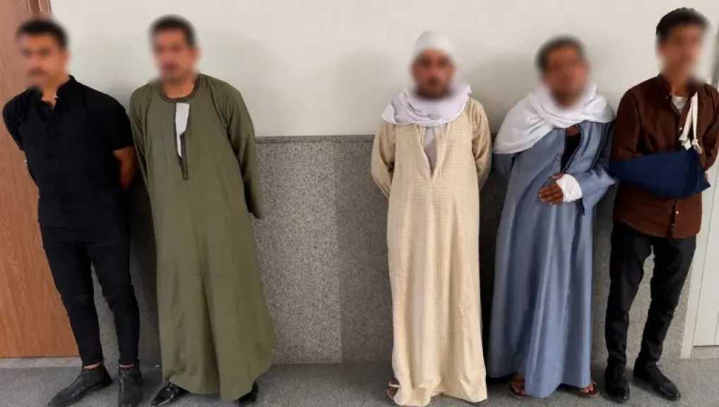 ضبط 5 أشخاص بعد مشاجرة بالعصي في أسيوط بسبب خلافات الجيرة ولهو الأطفال
