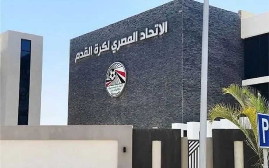 إعلامي: أزمة الرخصة ستطال بيراميدز أيضًا.. واتحاد الكرة مطالب بالشفافية الكاملة