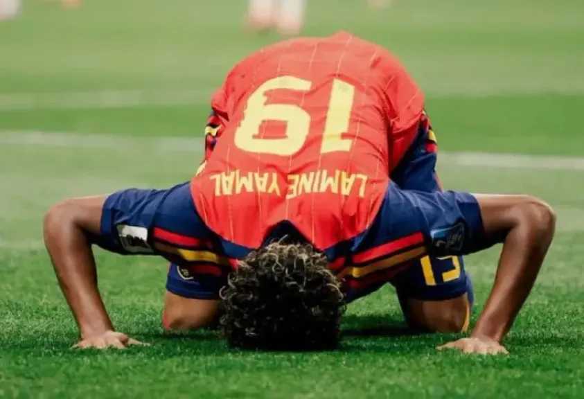 يامال وهالاند يتربعان على عرش الأغلى في العالم.. وأوليسي يقتحم القمة بعد مونديال 2026